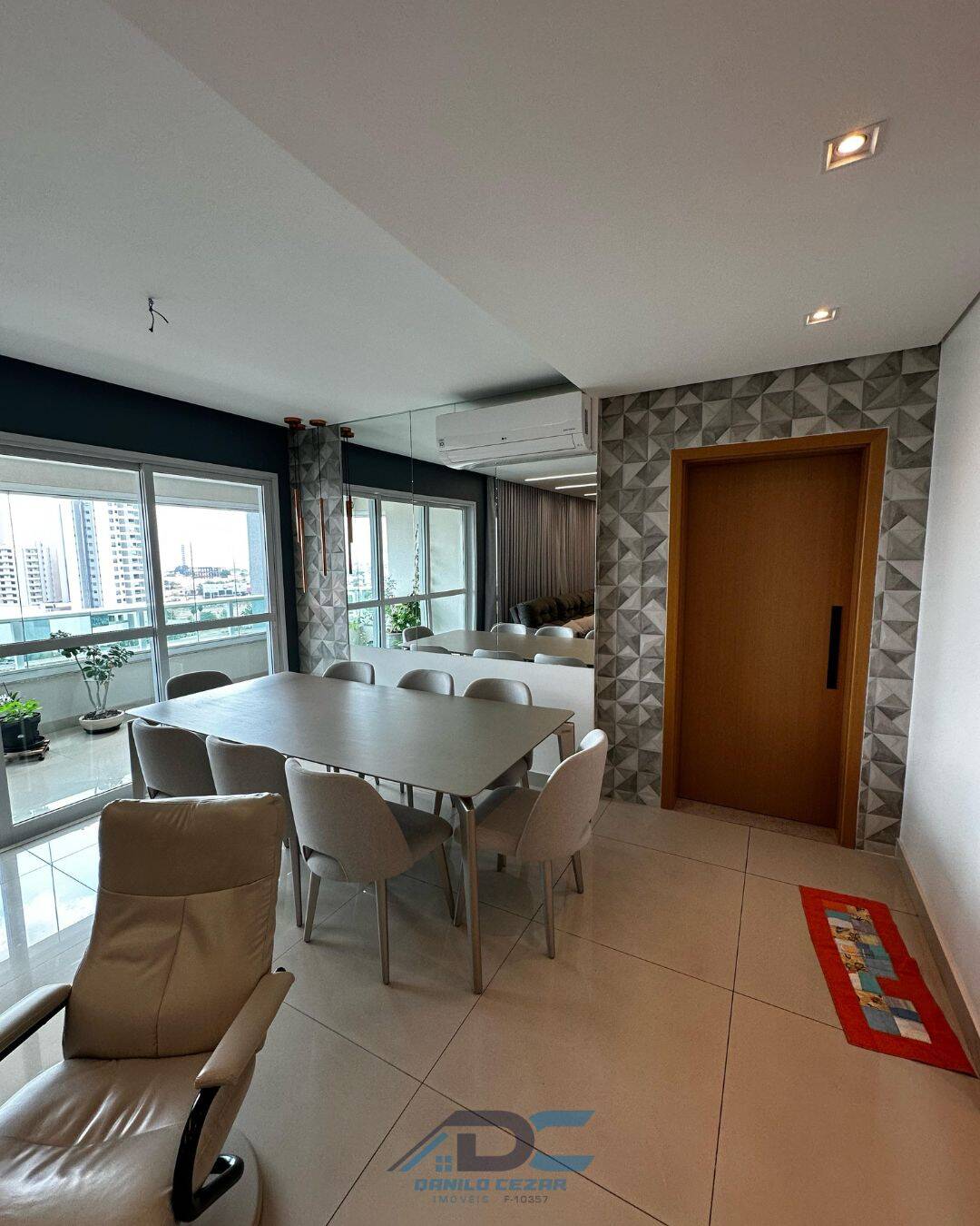 Apartamento, 3 quartos, 168 m² - Foto 2