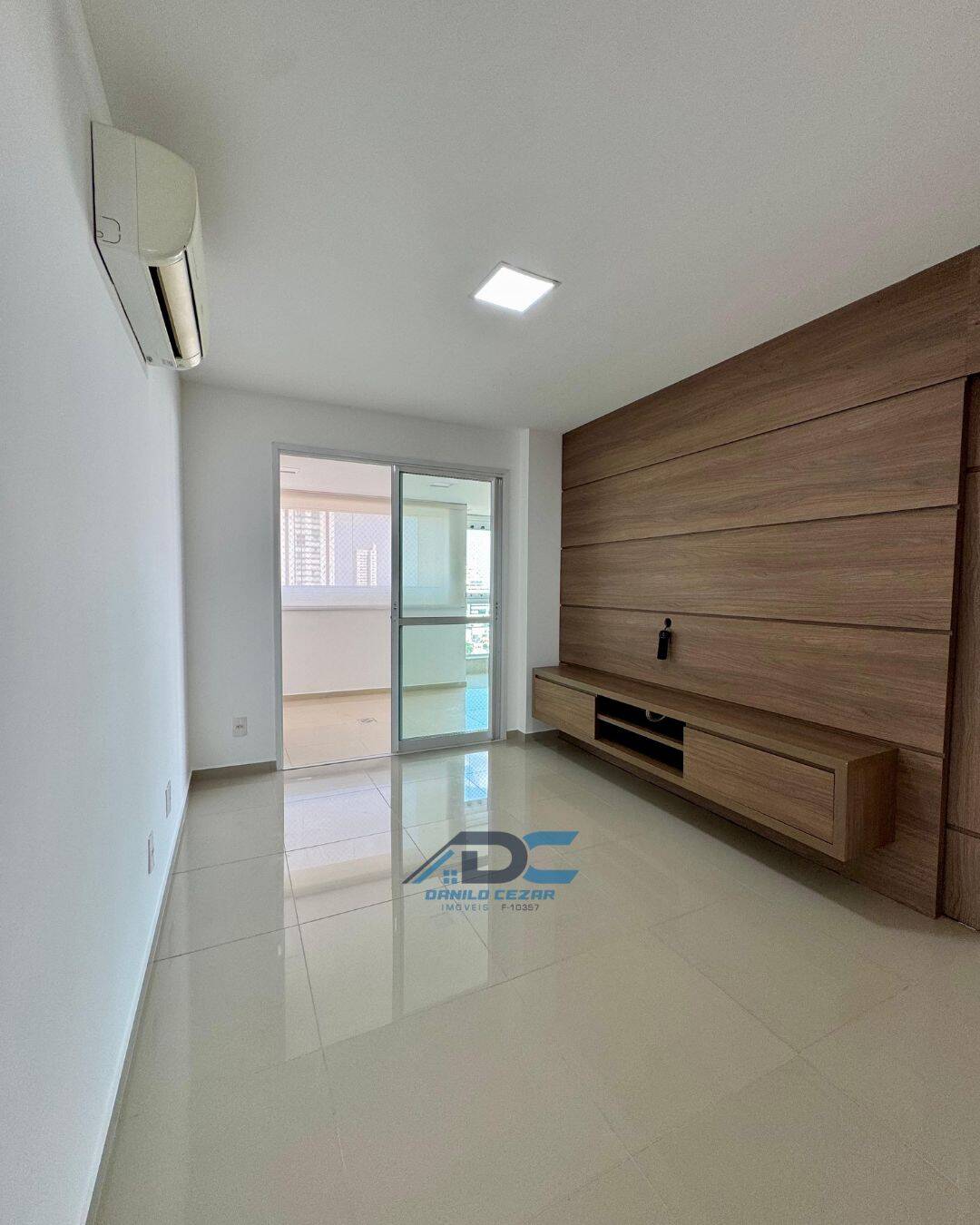 Apartamento à venda com 3 quartos, 193m² - Foto 4