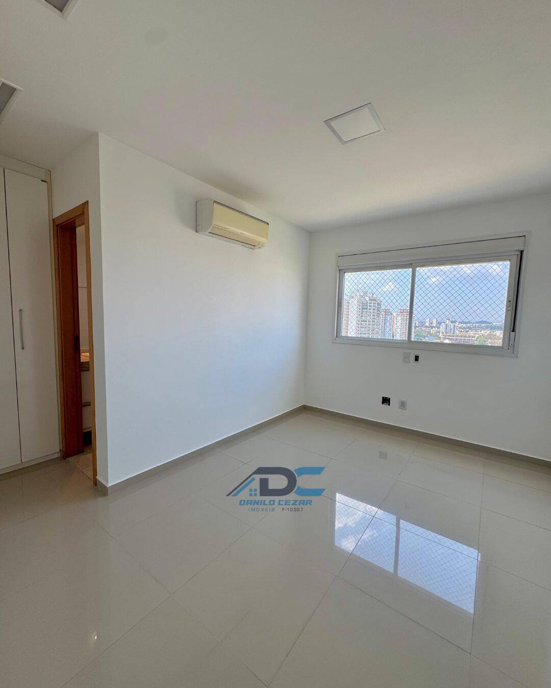 Apartamento à venda com 3 quartos, 193m² - Foto 7