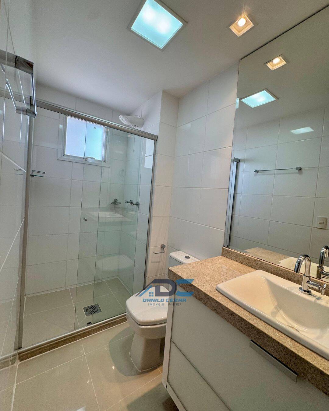 Apartamento à venda com 3 quartos, 193m² - Foto 12