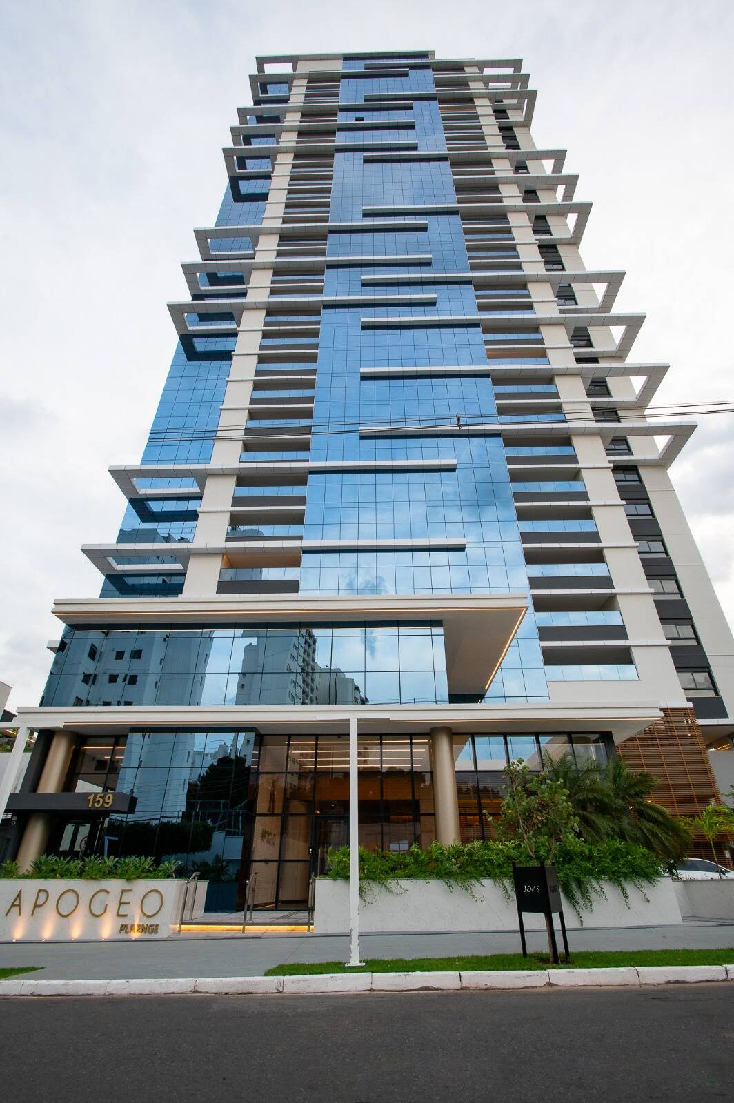 Apartamento, 3 quartos, 238 m² - Foto 1