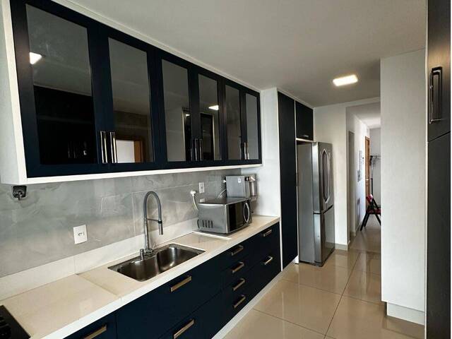 Apartamento para Venda em Cuiabá - 4