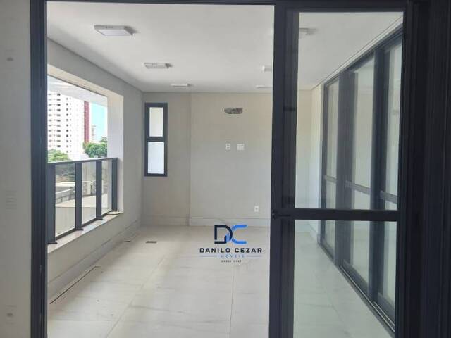 Apartamento para Venda em Cuiabá - 4